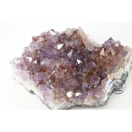 Ametiszt kristályos telep 16400 Ametiszt kristályos telep 16400