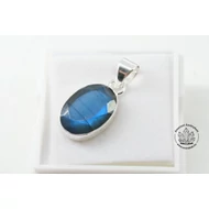 Labradorit fazettált drágakő ezüst medál 13950