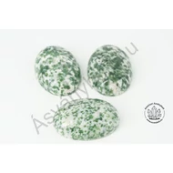 Jade zöld pettyes 18x25 mm-es kaboson