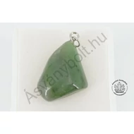 Nefrit jade fúrt medál 12400