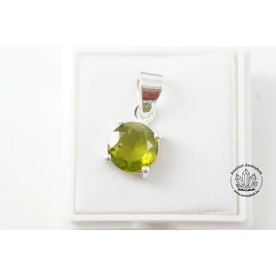 Krizolit góliát drágakő ezüst medál 38700