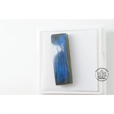 Labradorit hasáb kaboson 6800