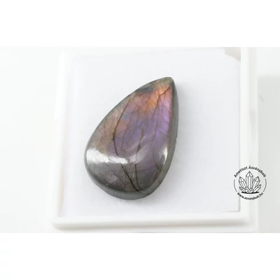 Labradorit lilás narancsos csepp kaboson 6950 Labradorit lilás narancsos csepp kaboson 6950