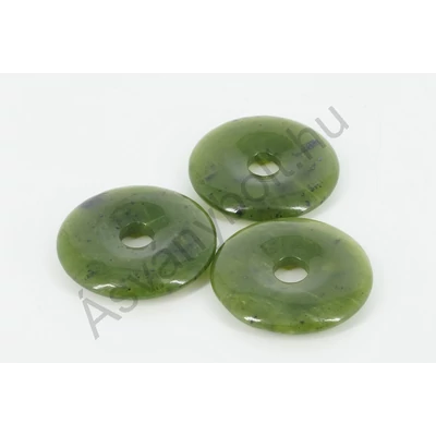 Nefrit jade fánk medál 4 cm