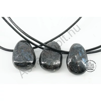 Asztrofillit oldalfúrt medál bőrláncon