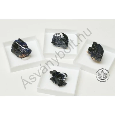 Azurit pici kristályok 2280