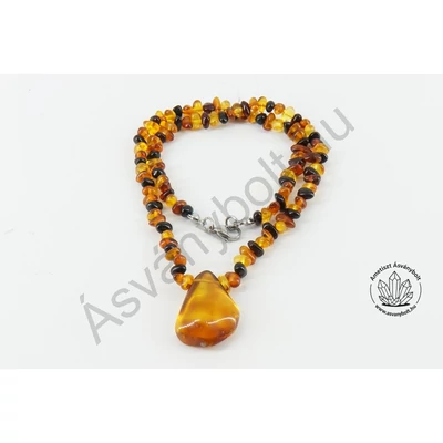 Borostyán medál láncon 33000 Borostyán medál láncon 33000