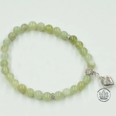 Jade 6-os karkötő függővel