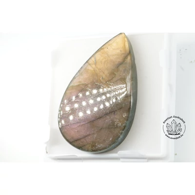 Labradorit lilás extra csepp kaboson 37400
