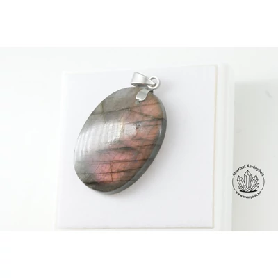 Labradorit ovális lila medál 11500 Labradorit ovális lila medál 11500