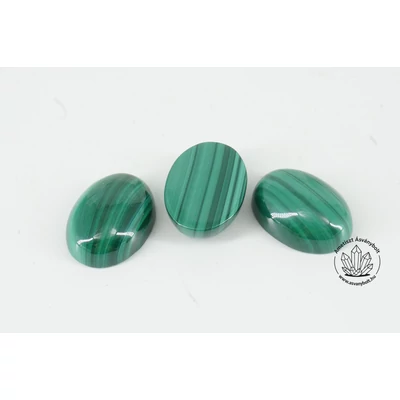 Malachit 13x18 mm-es ovális kaboson