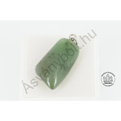 Nefrit jade fúrt medál 14300
