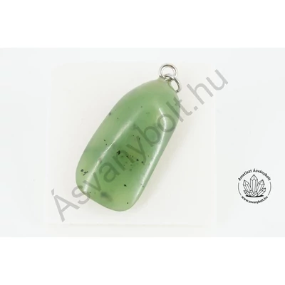 Nefrit jade fúrt medál 9400
