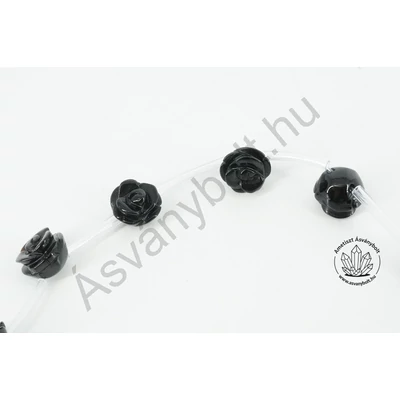 Ónix 12 mm-es fűzhető rózsa 1 db
