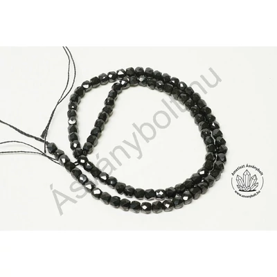 Spinell fazettált 4-es kocka szál