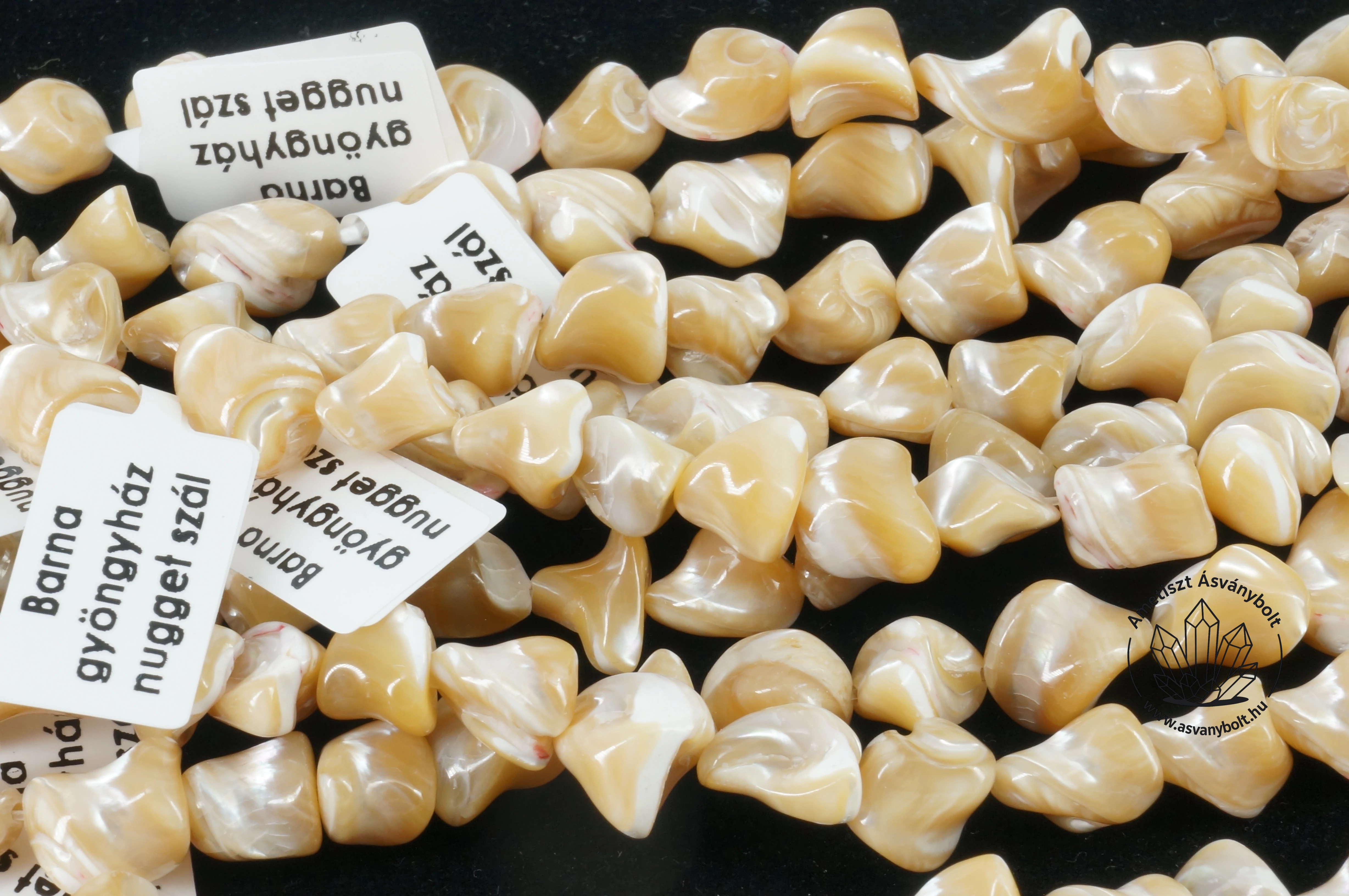 Barna gyöngyház nugget szál