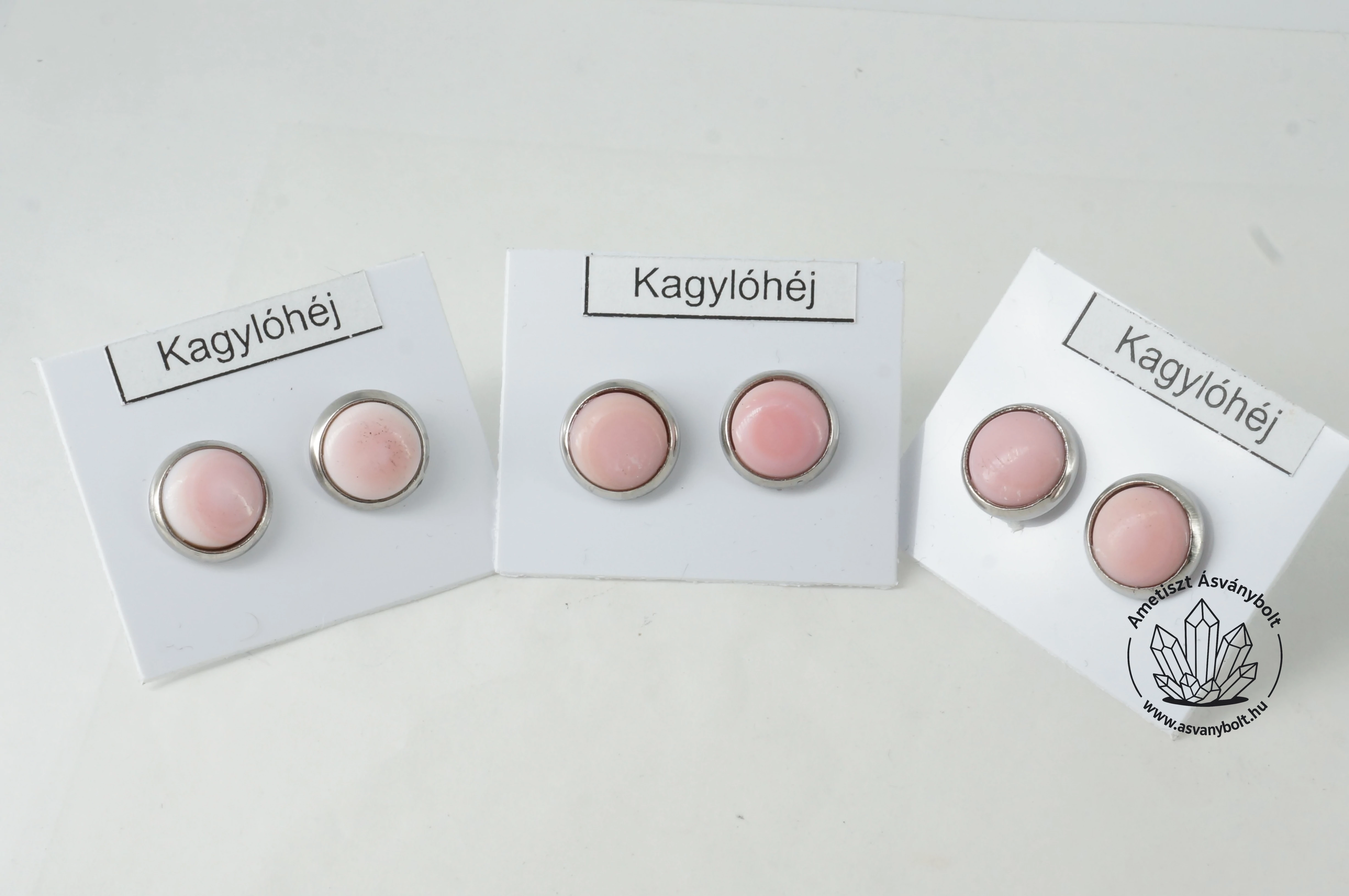Kagylóhéj rózsaszín 8 mm-es füli nemesacélban