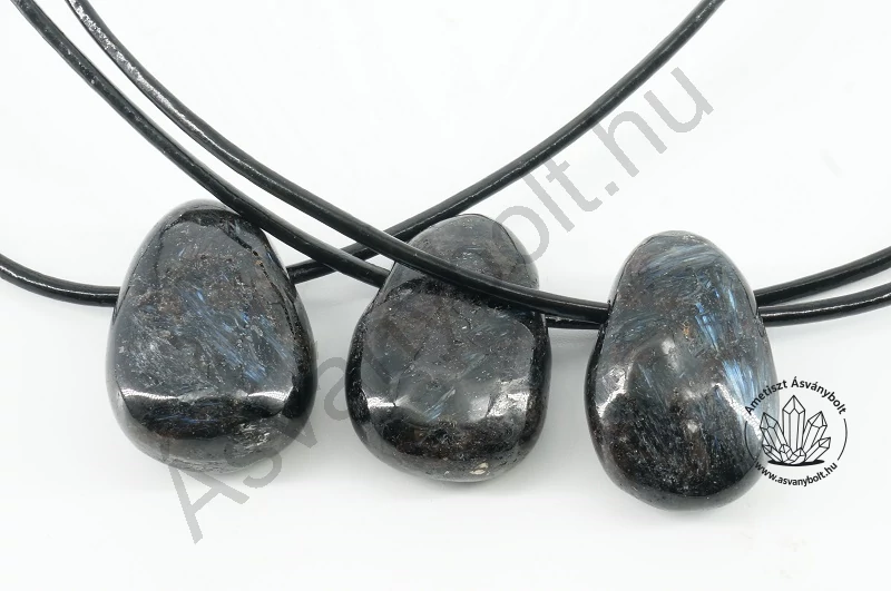 Asztrofillit oldalfúrt medál bőrláncon