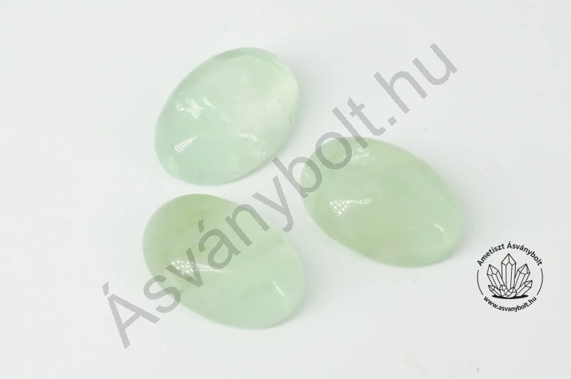 Fluorit zöld 13x18 mm-es kaboson