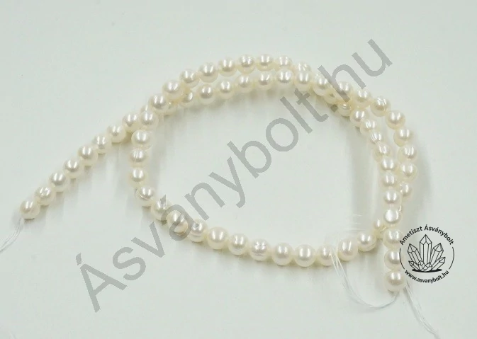 Gyöngy 6-7 mm gömb szál 1 mm furat