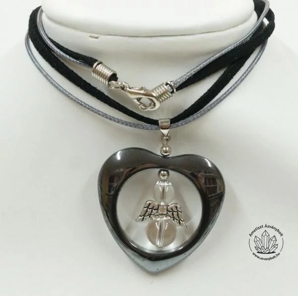 Hematit szívben hegyikristály angyalka bőrláncon