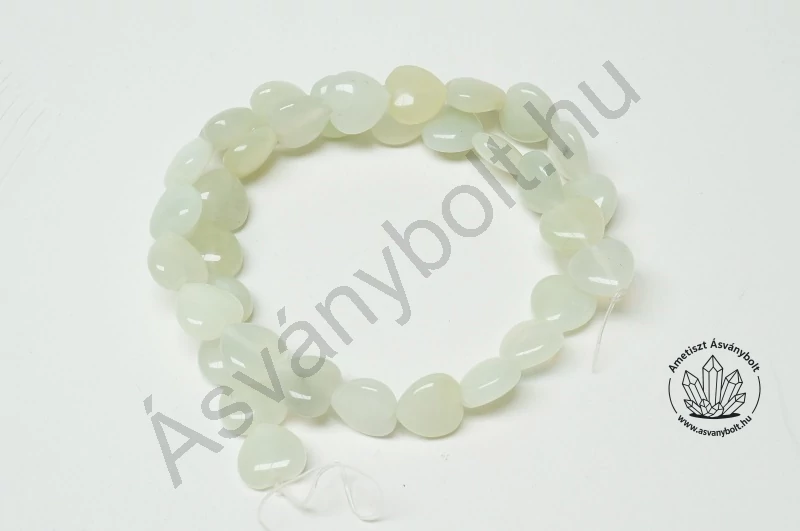 Jade kínai 12 mm-es szív szál