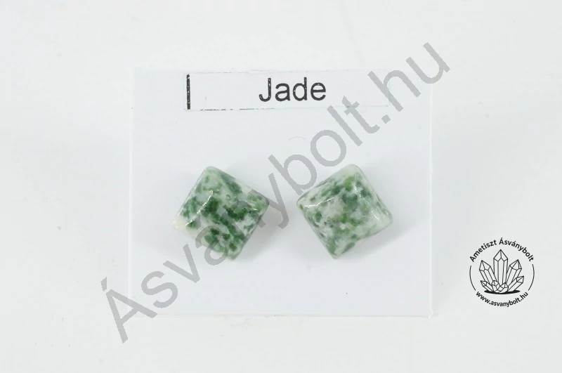 Jade zöld pettyes 8x8-as négyzet nemesacélos füli