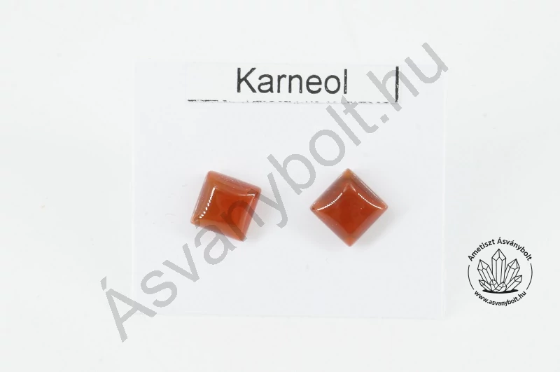 Karneol 6x6-os négyzet nemesacélos füli