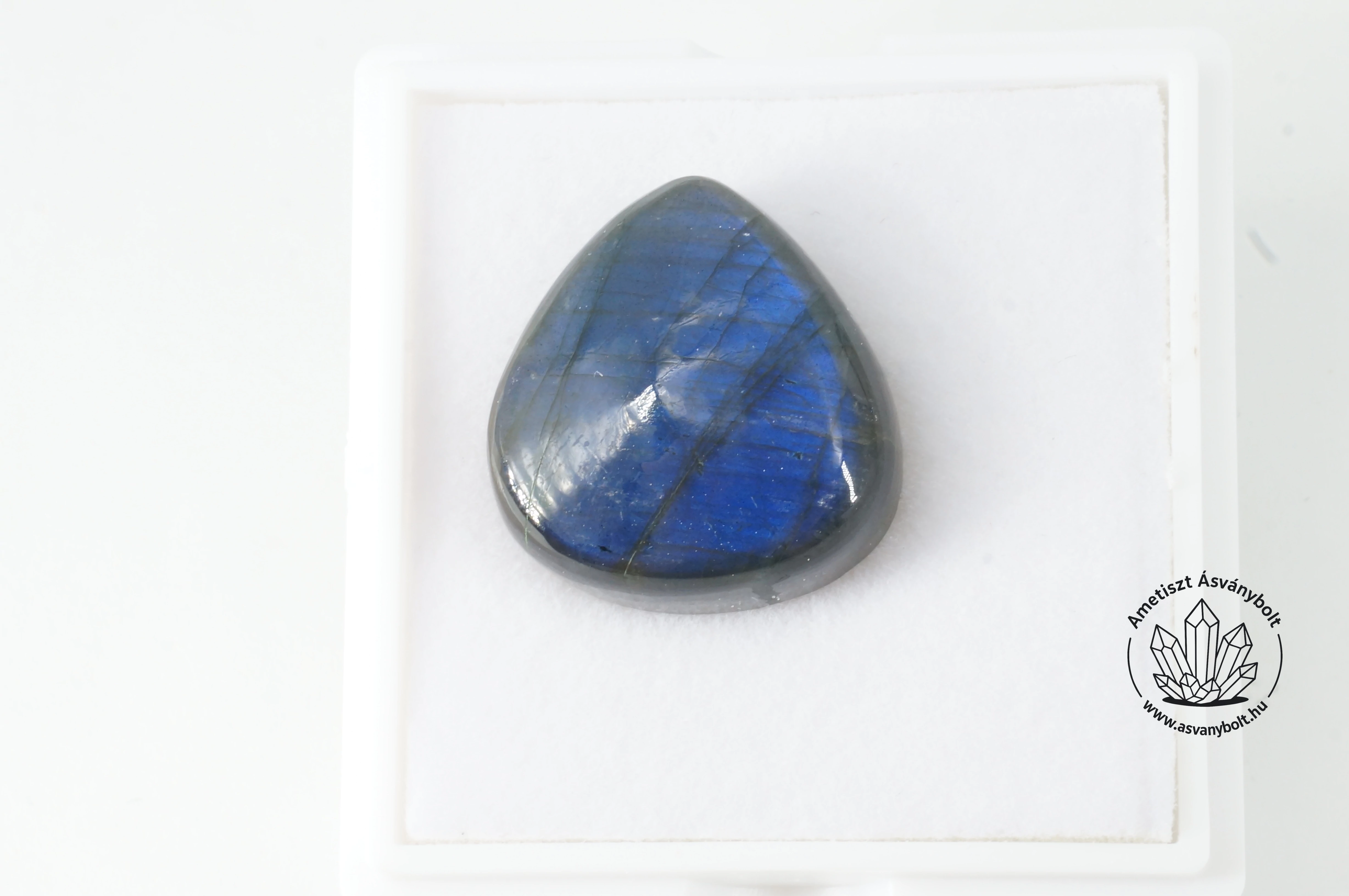 Labradorit extra kék csepp kaboson 7730