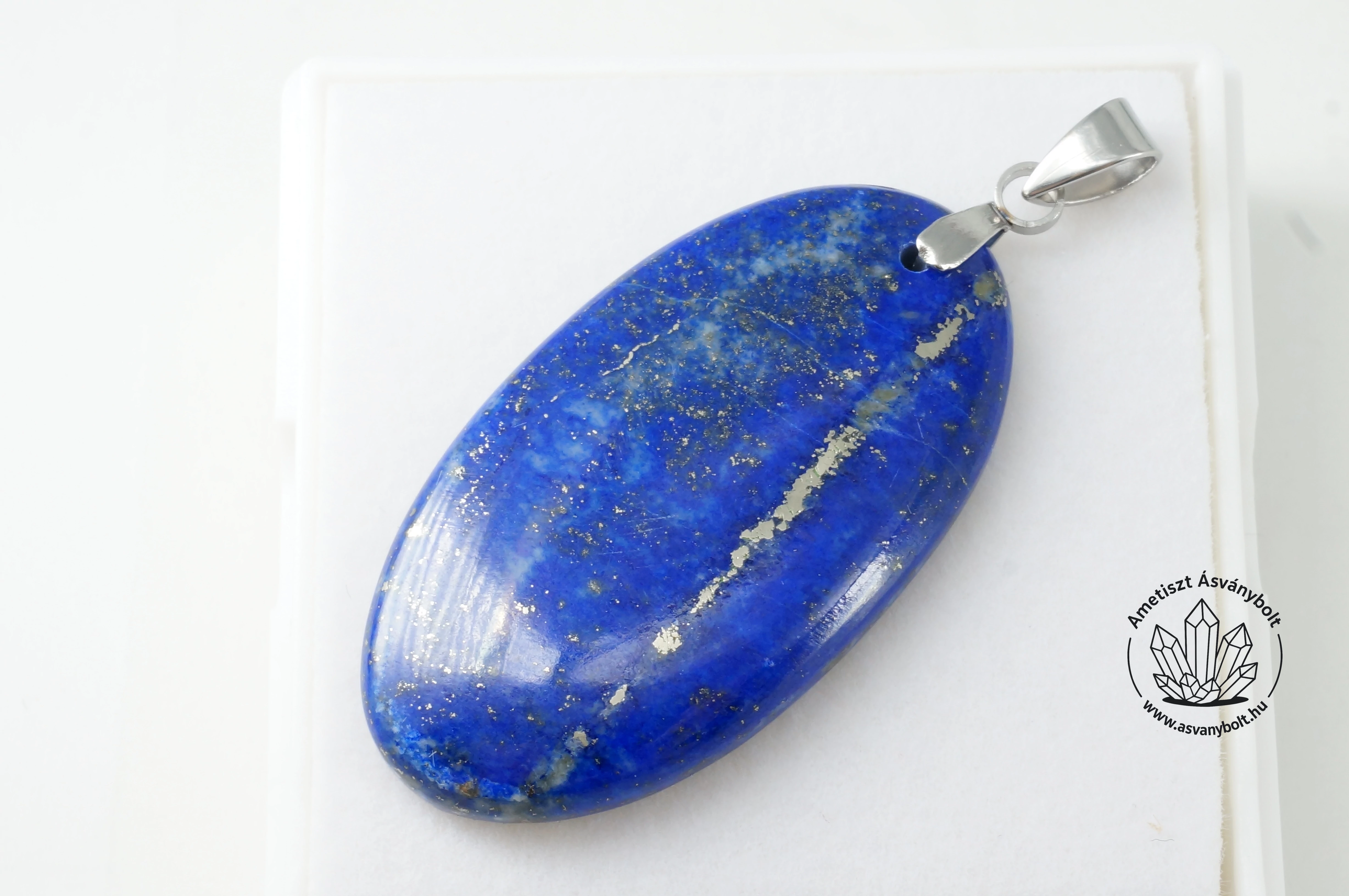 Lazurit óriás fúrt medál 15400