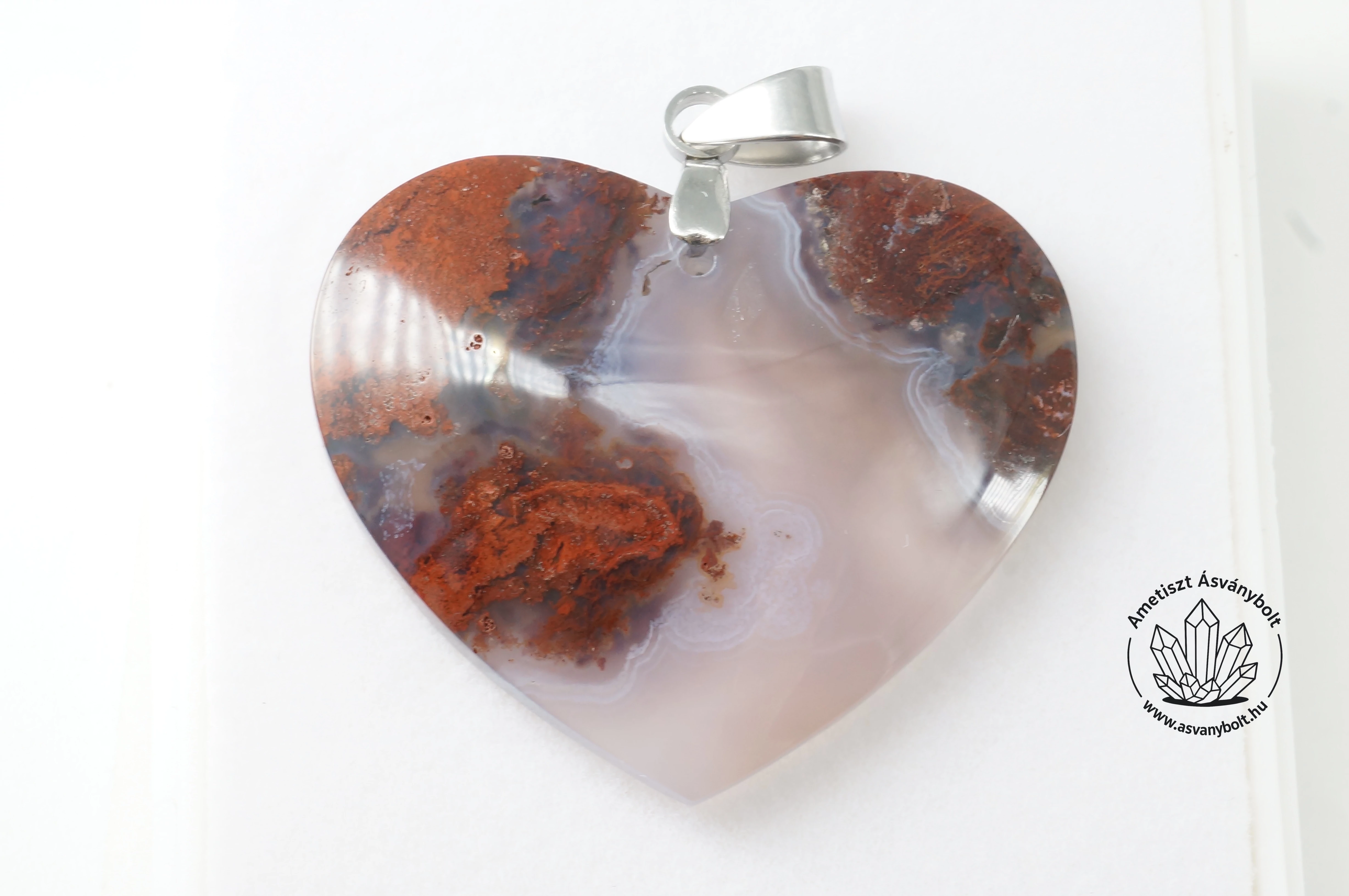 Mohaachát vörös indonéz szív medál 13900