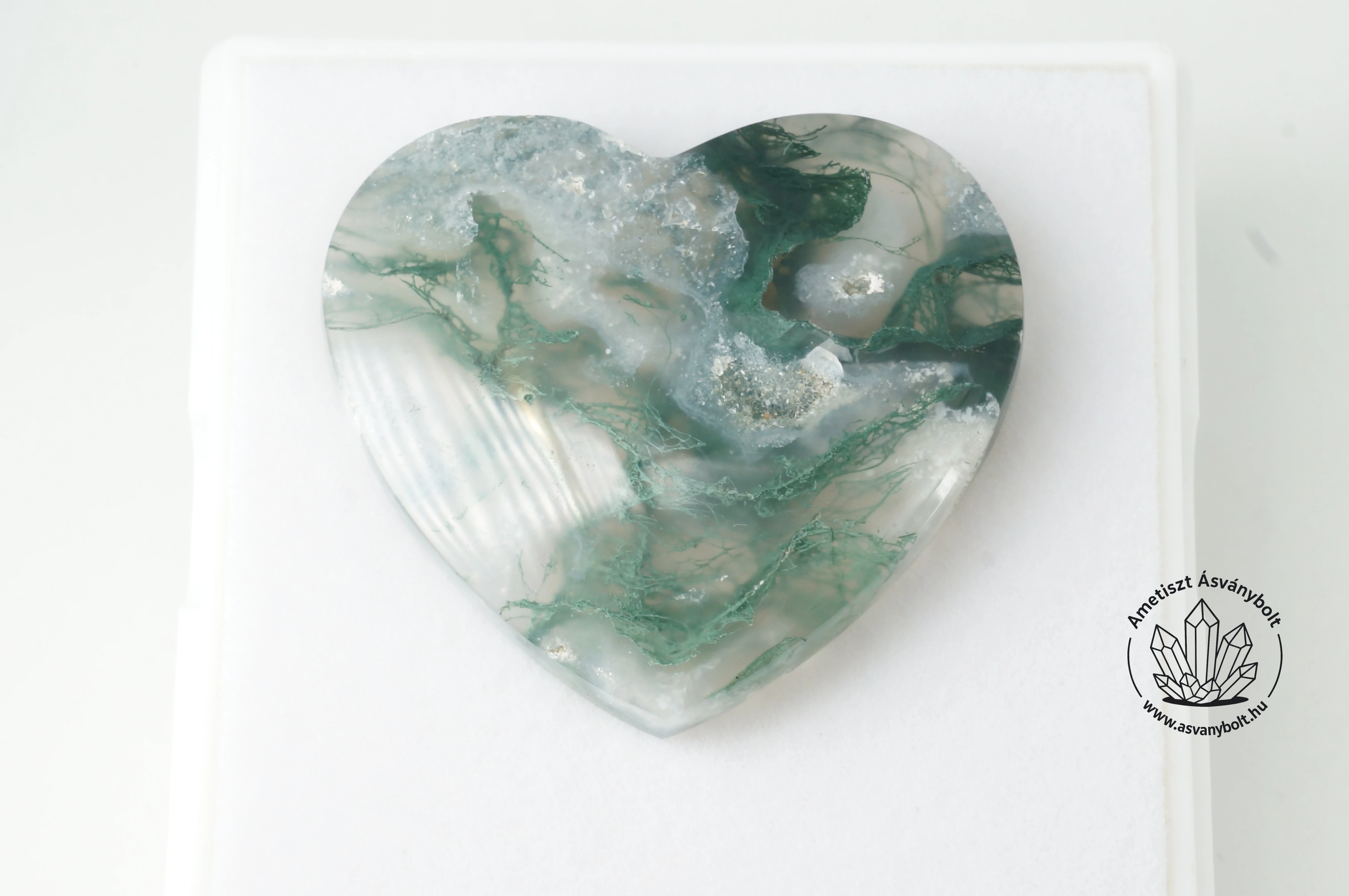 Mohaachát zöld szív kaboson 11500