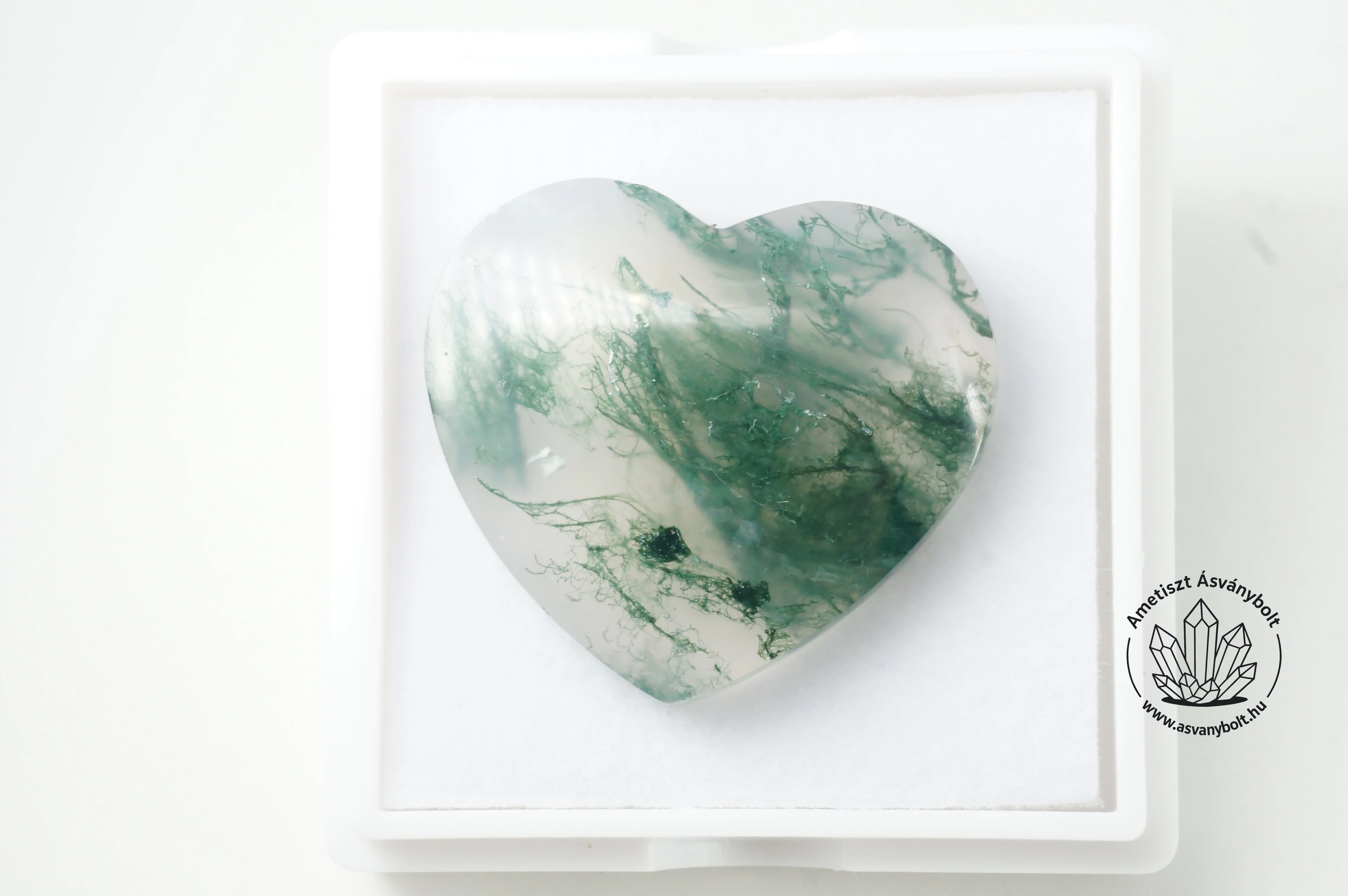 Mohaachát zöld szív kaboson 7800