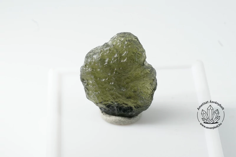 Moldavit természetes meteorit 68400