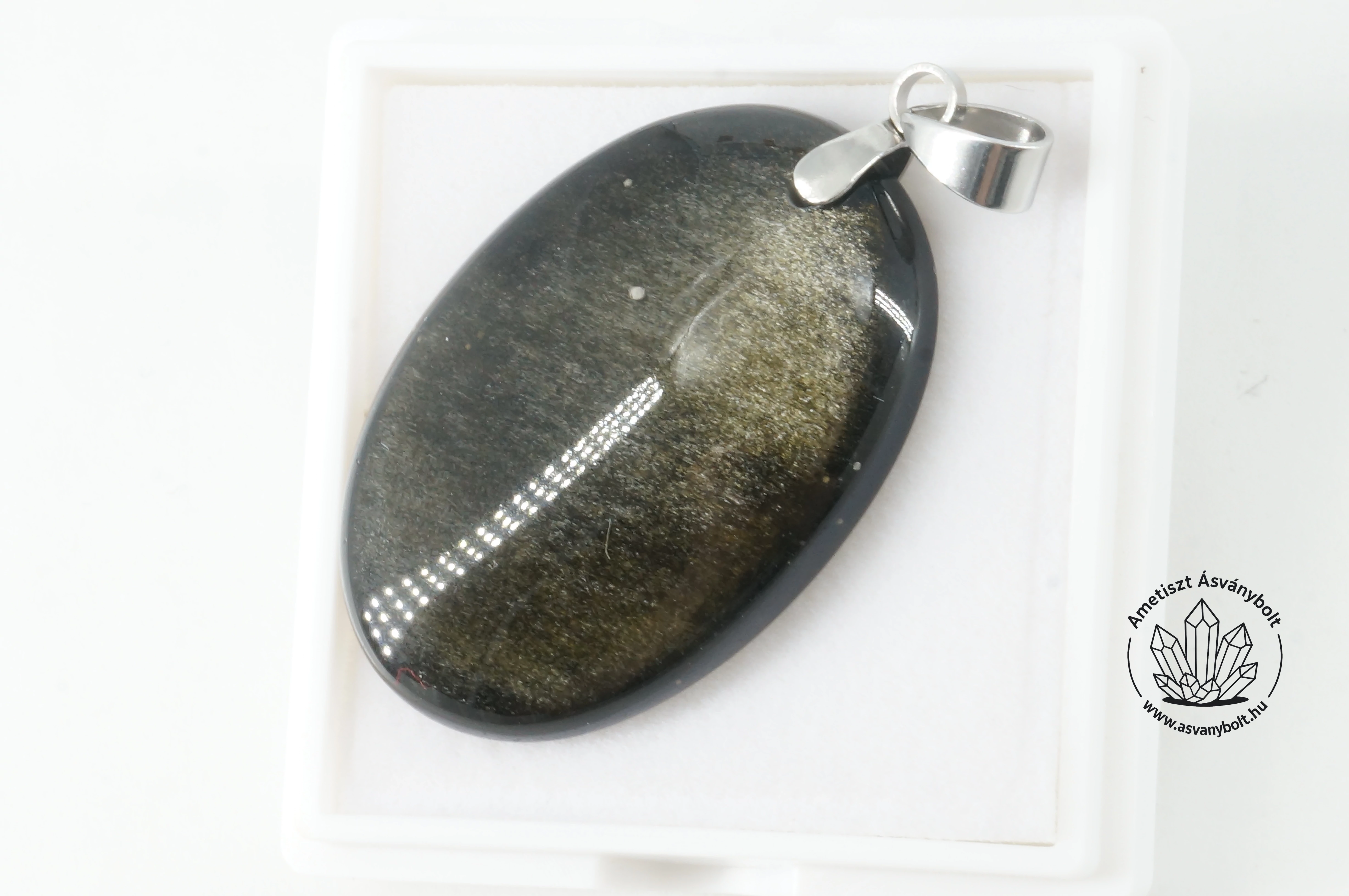 Obszidián arany ovális fúrt medál 4800