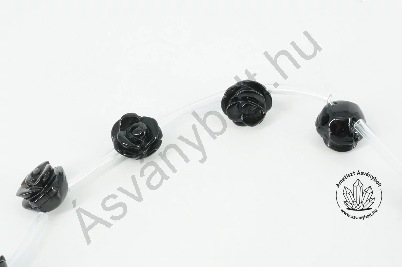 Ónix 12 mm-es fűzhető rózsa 1 db