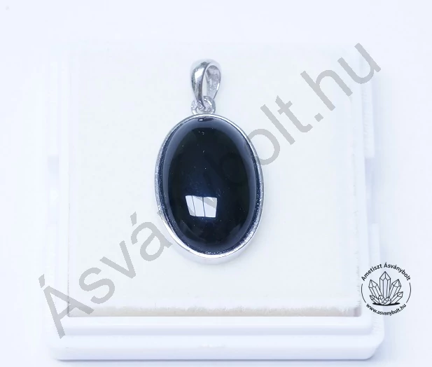 Ónix kaboson ezüstben