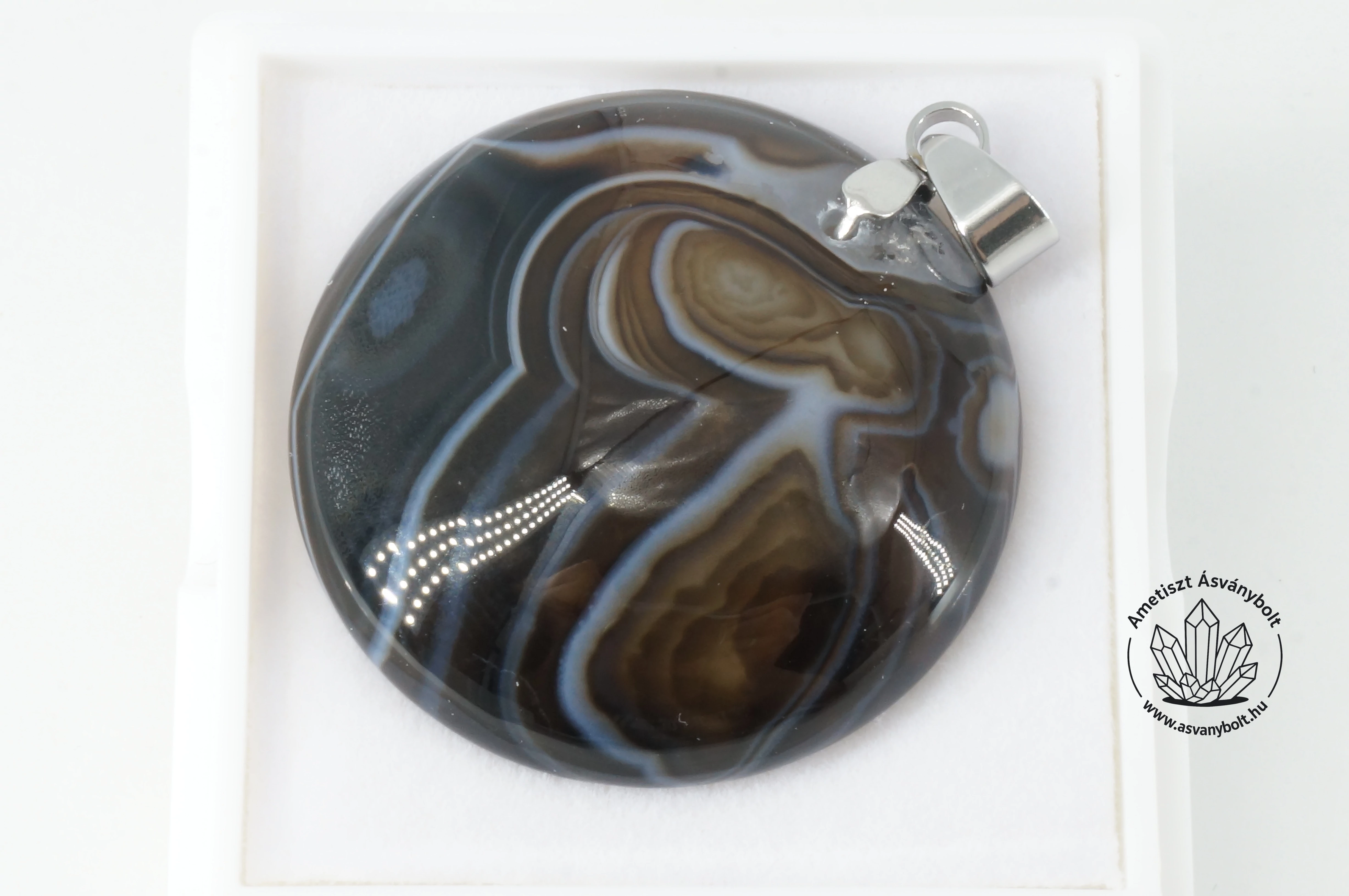 Ónix sávos egyedi fúrt medál VI. 4000