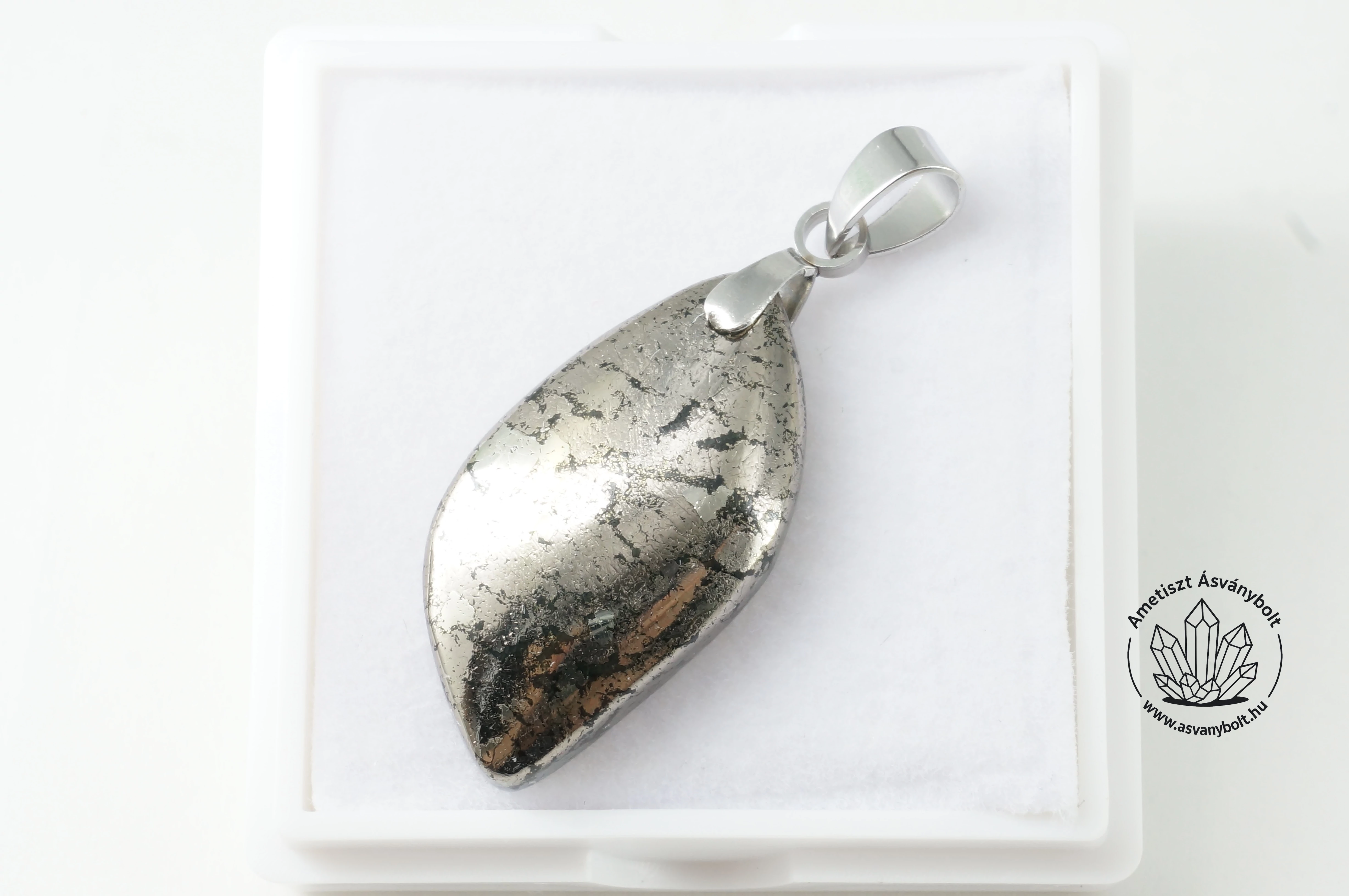 Pirrhotin fúrt medál ritkaság 5500