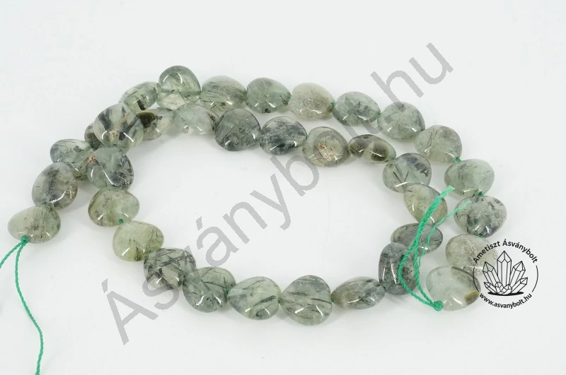 Prehnit 12 mm-es szív szál