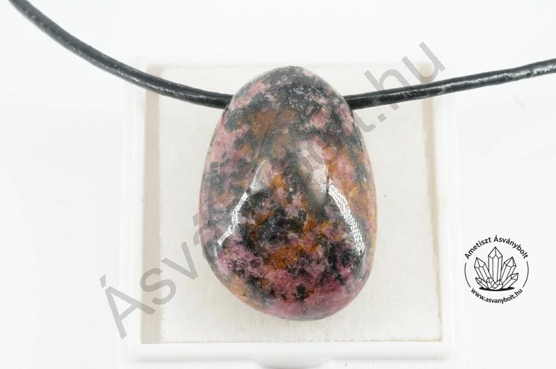 Rodonit extra fúrt kavics medál 5700