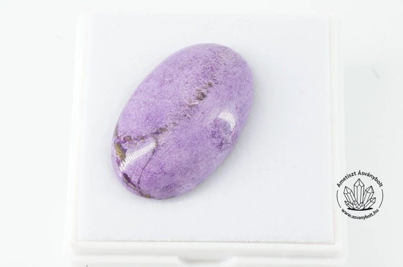 Stichtit ovális kaboson 7400