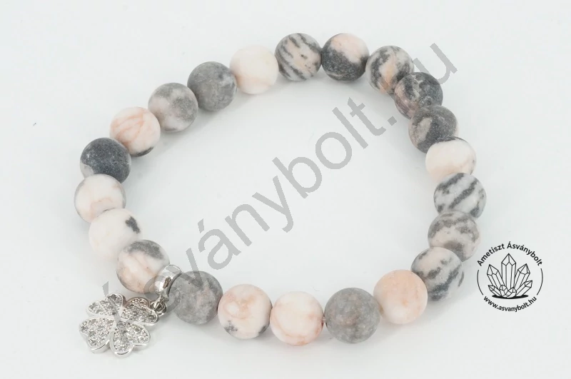 Zebra mészkő matt 8-as karkötő lóhere függővel